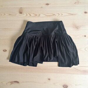 LUCKY IN LOVE X Bethanie Mattek Sands Court Worn Black Tiered Tennis Skort Sz M